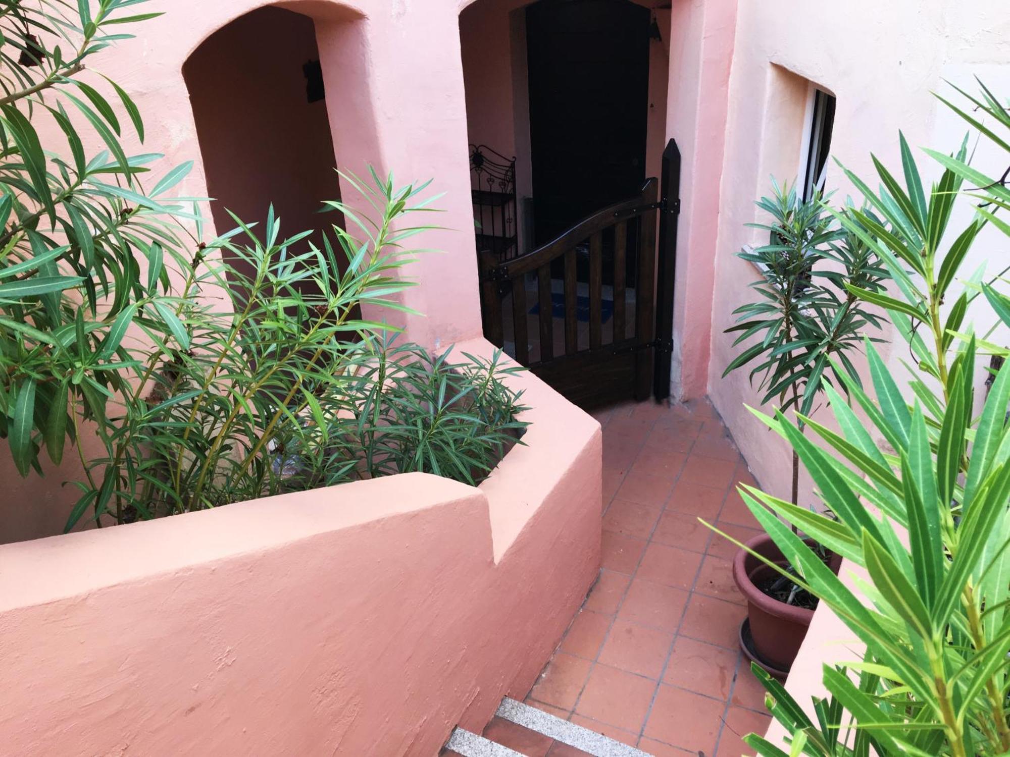 Gli Oleandri Di Calarossa - 5M Walk To The Beach อิโซลา โรสซา ภายนอก รูปภาพ
