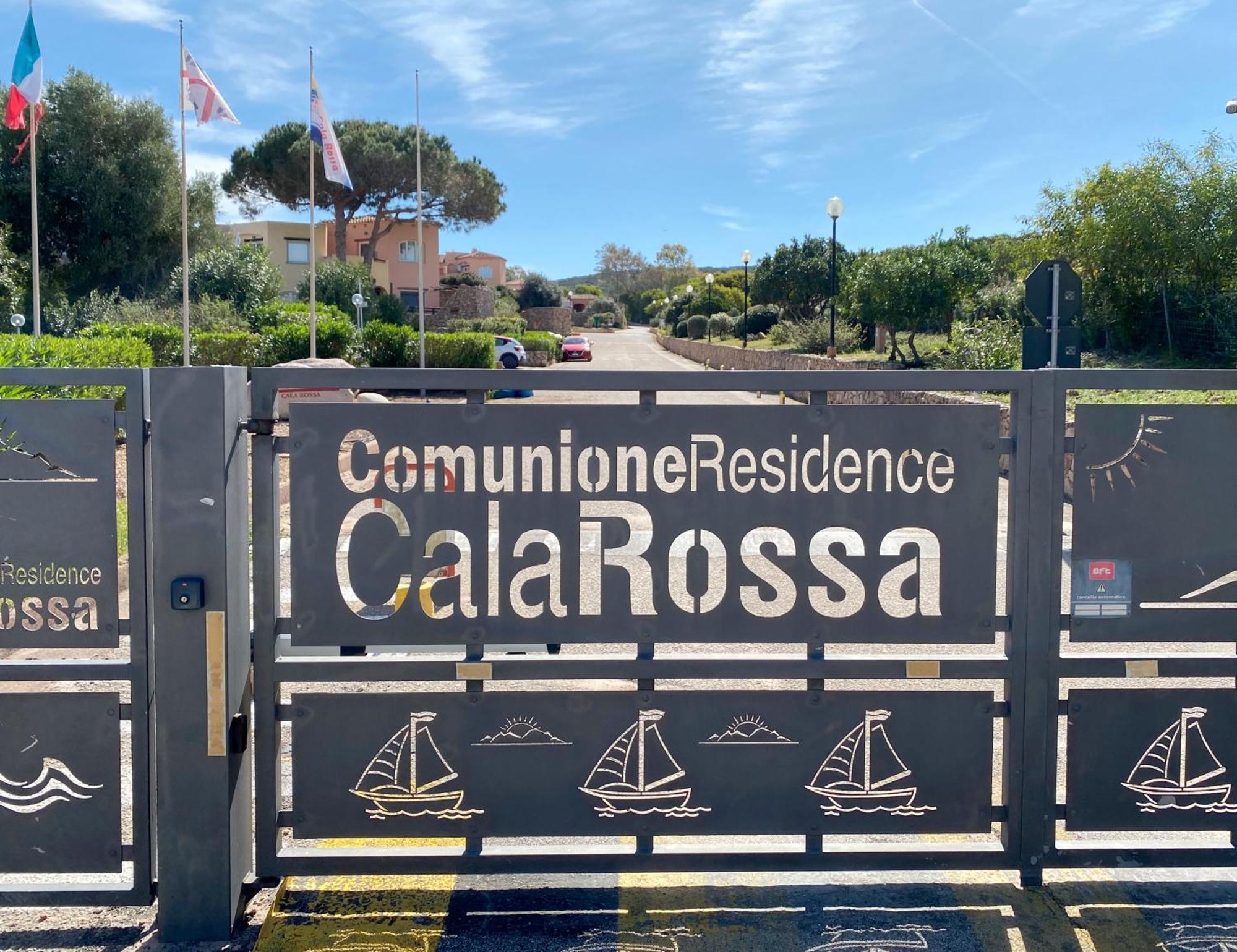 Gli Oleandri Di Calarossa - 5M Walk To The Beach อิโซลา โรสซา ภายนอก รูปภาพ