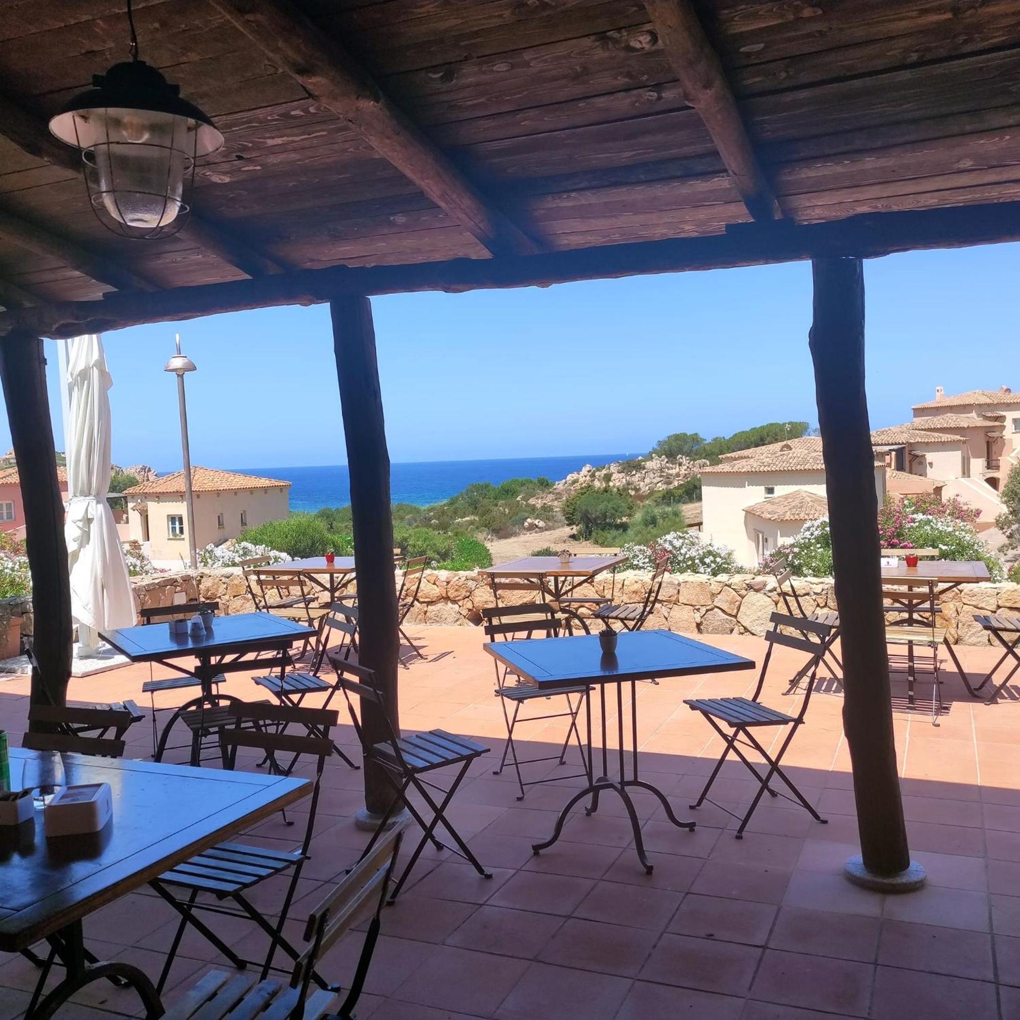 Gli Oleandri Di Calarossa - 5M Walk To The Beach อิโซลา โรสซา ภายนอก รูปภาพ